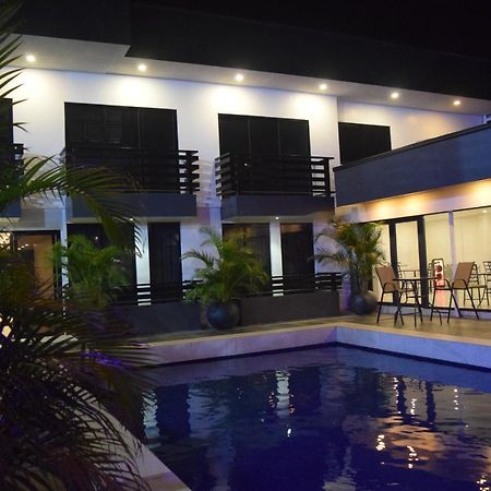 Hotel Ritzz Παραμαρίμπο Εξωτερικό φωτογραφία