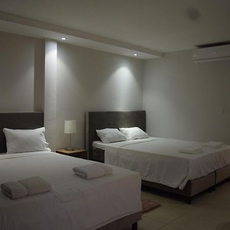 Hotel Ritzz Παραμαρίμπο Εξωτερικό φωτογραφία