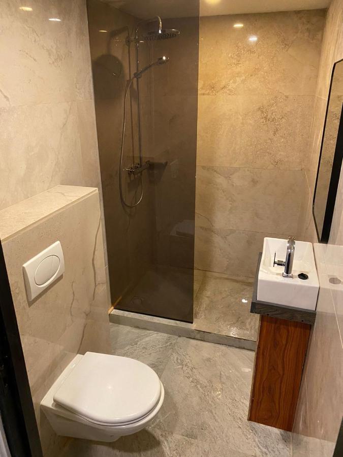 Hotel Ritzz Παραμαρίμπο Εξωτερικό φωτογραφία