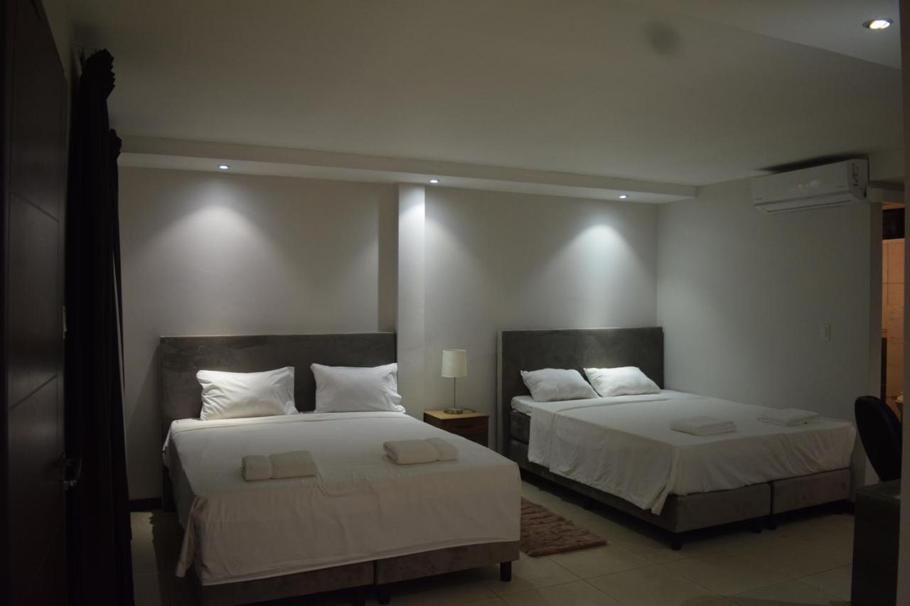 Hotel Ritzz Παραμαρίμπο Εξωτερικό φωτογραφία